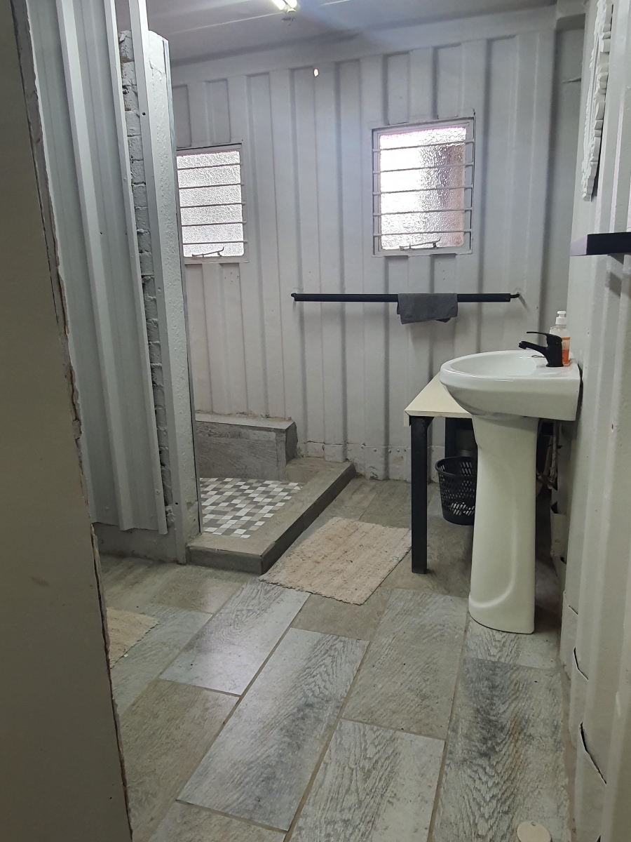 5 Bedroom Property for Sale in Douglas Northern Cape